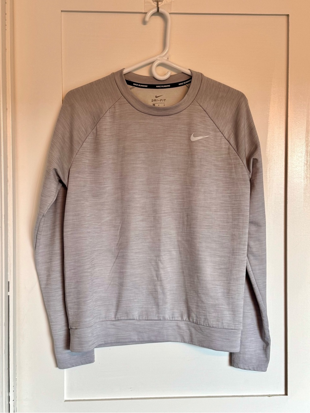 Nike Women’s Light Gray Dri-FIT Long Sleeve
